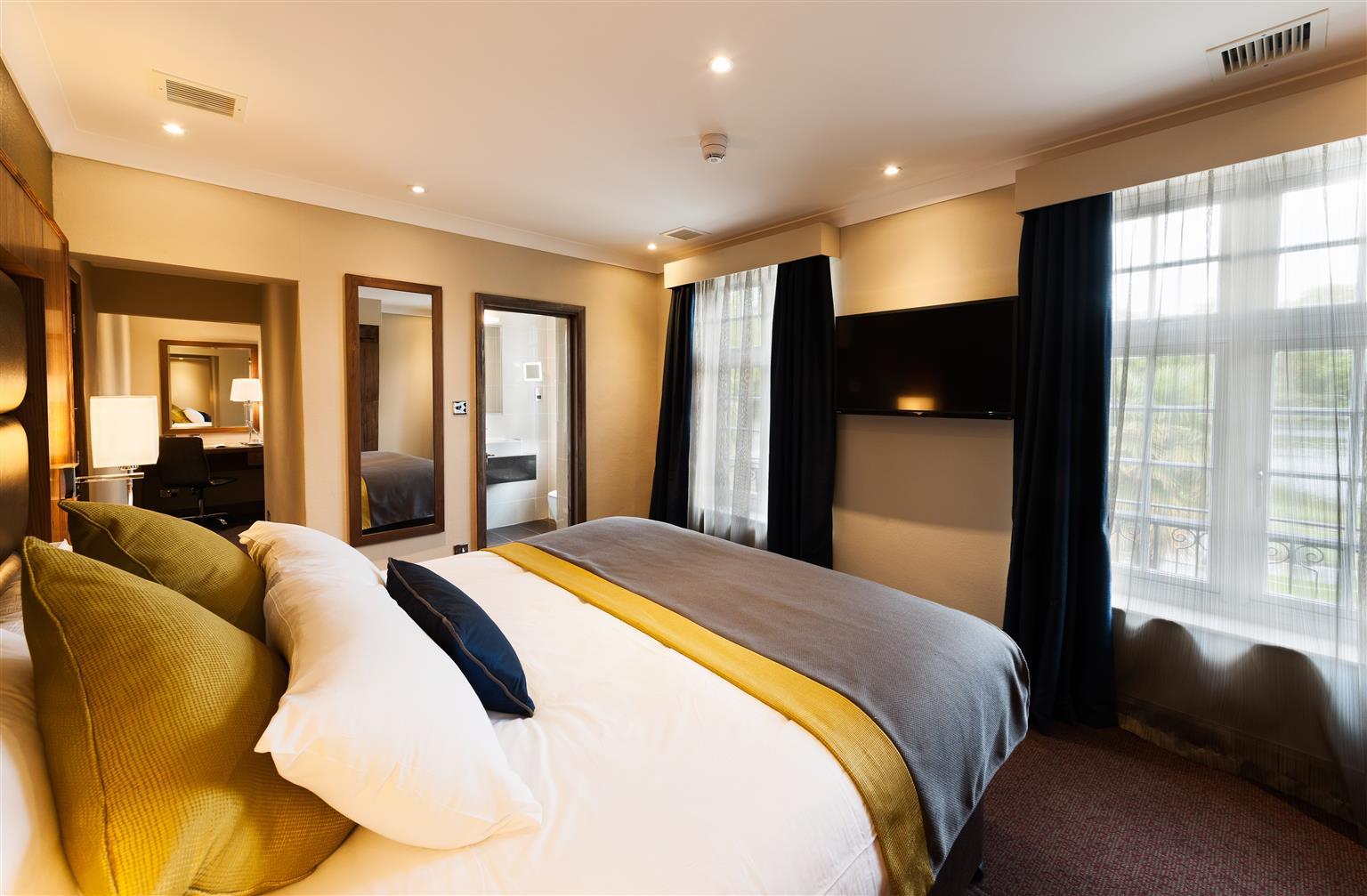 Frensham Pond Country House Hotel & Spa Farnham  Zewnętrze zdjęcie