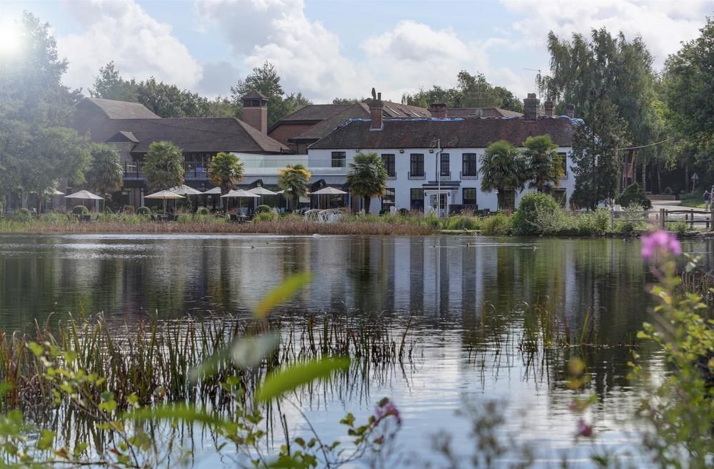 Frensham Pond Country House Hotel & Spa Farnham  Zewnętrze zdjęcie